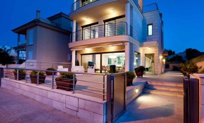 Ubicada en pequeño pto. deportivos tranquilo / B01MLL