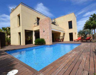 Una villa ideal para sus vacaciones en Ibiza / V01IBZ